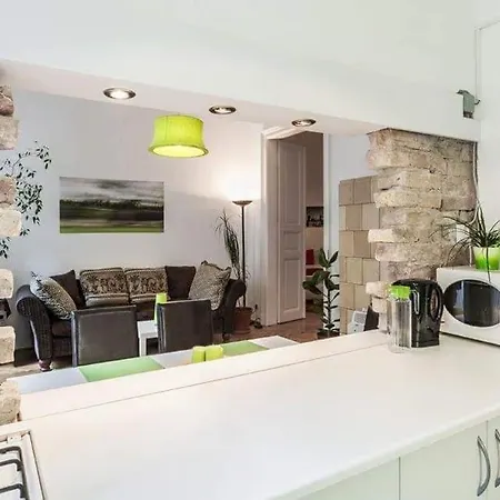 Stylish And Huge Andrassy Avenue Appartement Boedapest