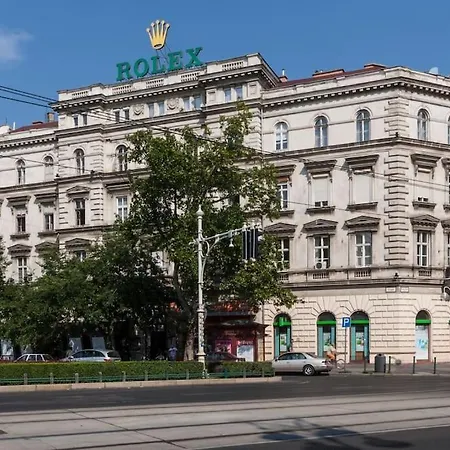 Lägenhet Stylish And Huge Andrassy Avenue Budapest